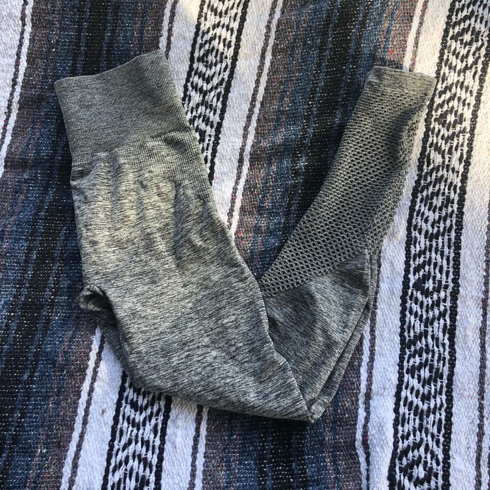 leggings CLOSING SHOP TODAY MAKE A DEAL NOW
